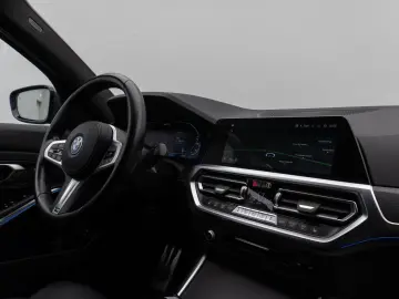 330e M Sport Laser 360 HUD DAB Stop&Go Komfort