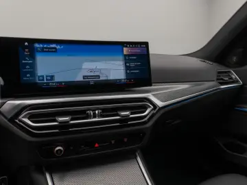 330e M Sport Kamera DAB H K Stop&Go LED 19Zoll