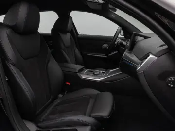 330e M Sport Kamera DAB H K Stop&Go LED 19Zoll