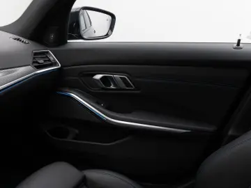 330e M Sport Kamera DAB H K CockPit  Stop&Go 19