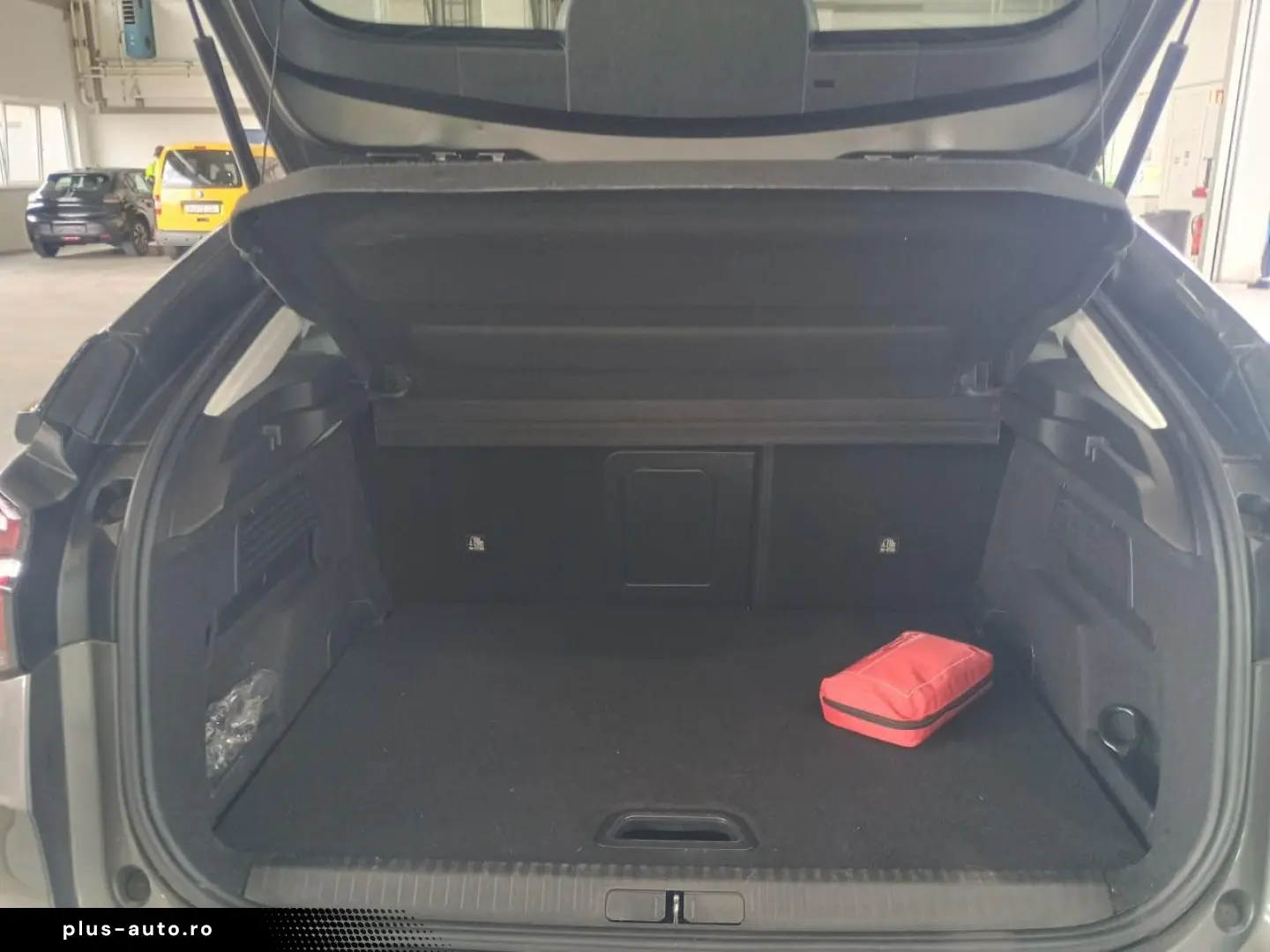 C4 PureTech 130 Plus LED 360  HEAD-UP VIRTUAL