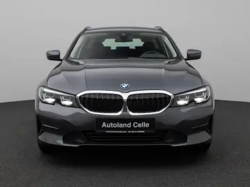 330e Kamera DAB HiFi DrivingAssist Alarm Sport