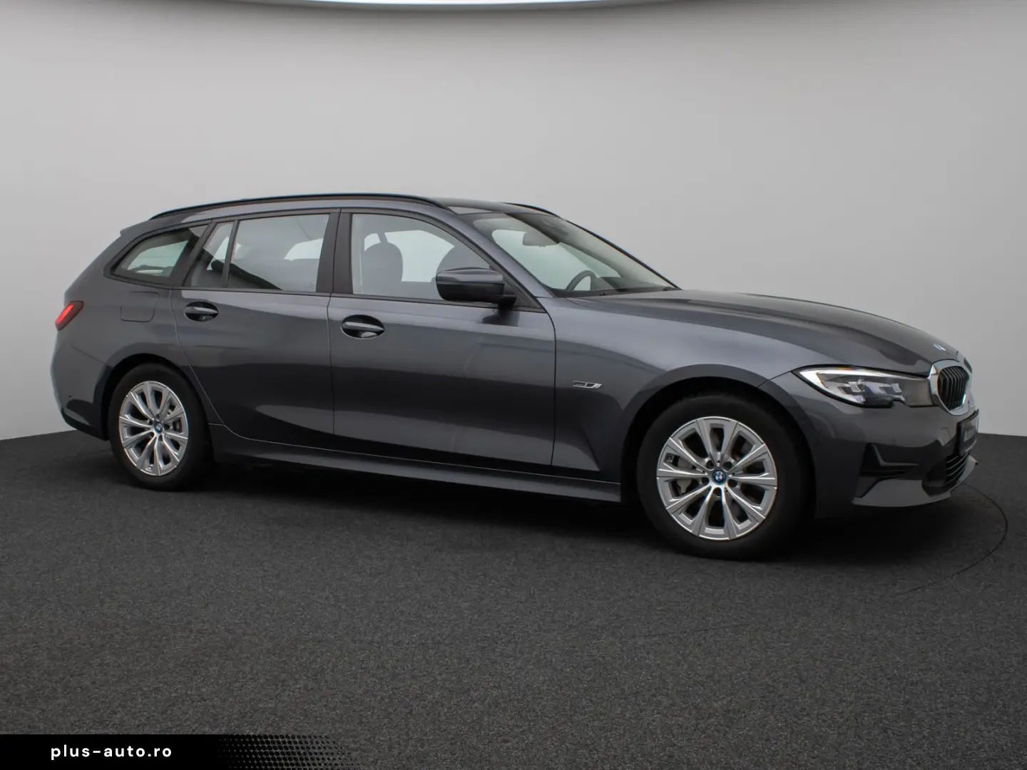 330e Kamera DAB HiFi DrivingAssist Alarm Sport