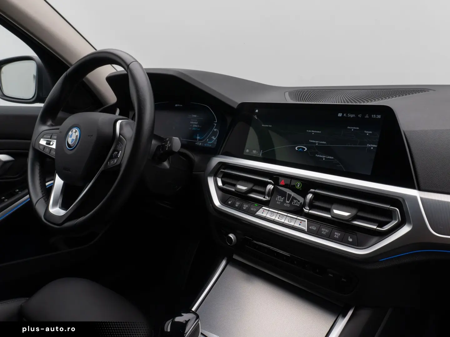 330e Kamera DAB HiFi DrivingAssist Alarm Sport