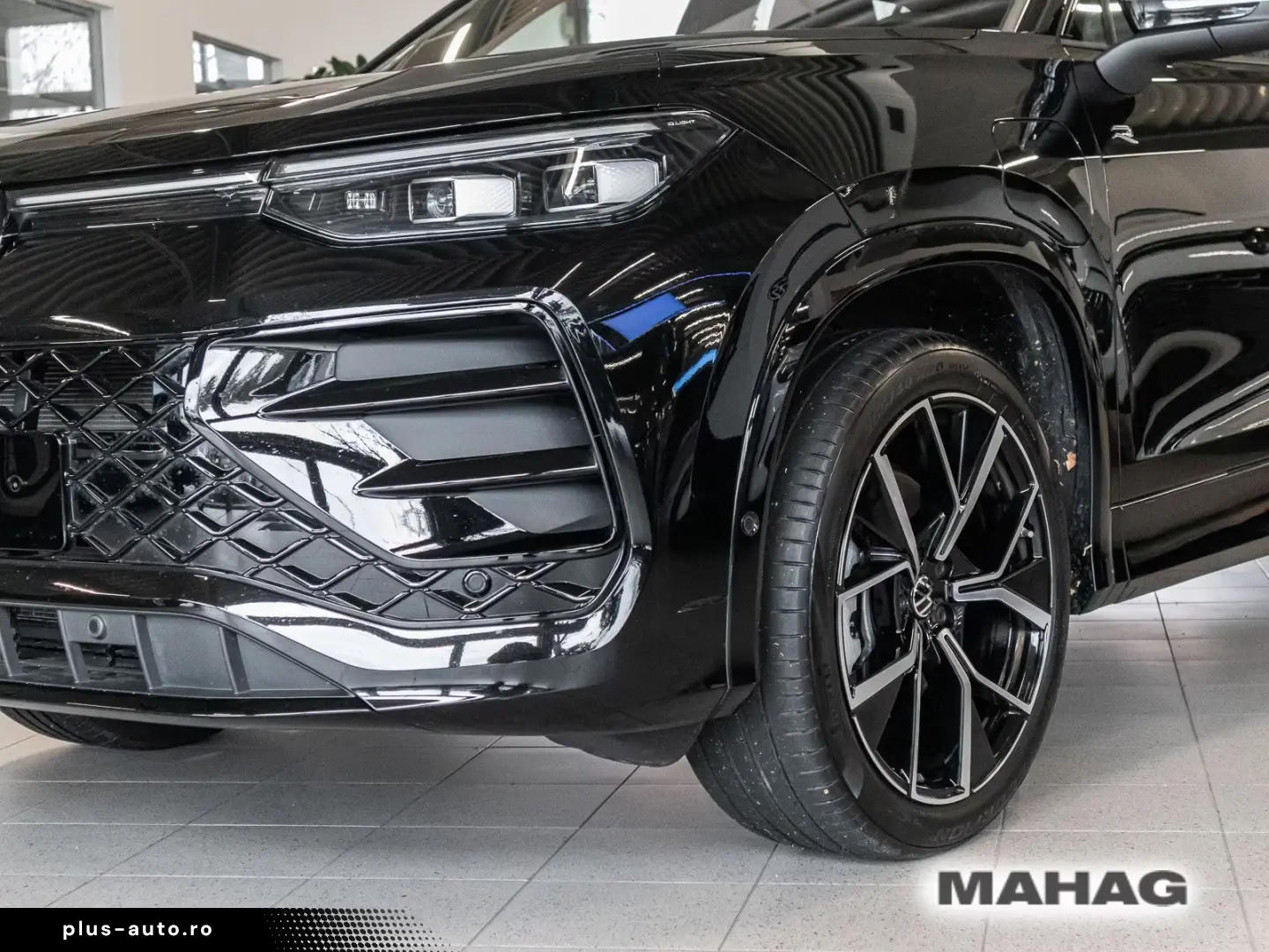 Volkswagen Tayron 1.5 eHybrid R-Line BlackStyle Leder IQ-Li