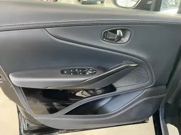 DBX 4.0 V8 Inspire Mono BlackPac ´23 STHZG AHK