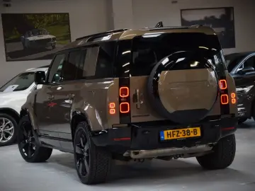 Defender 110 Hybrid X-Dynamic HSE 1-Hand Neu