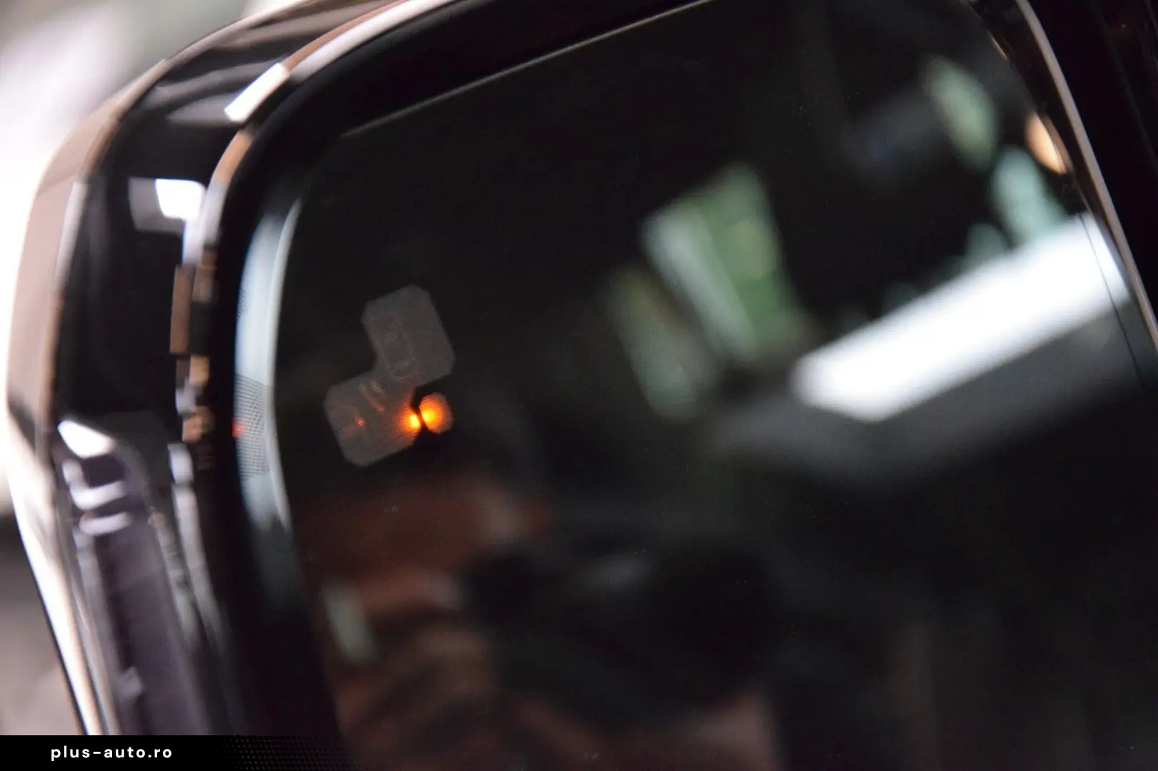 Defender 110 Hybrid X-Dynamic HSE 1-Hand Neu