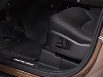 Defender 110 Hybrid X-Dynamic HSE 1-Hand Neu