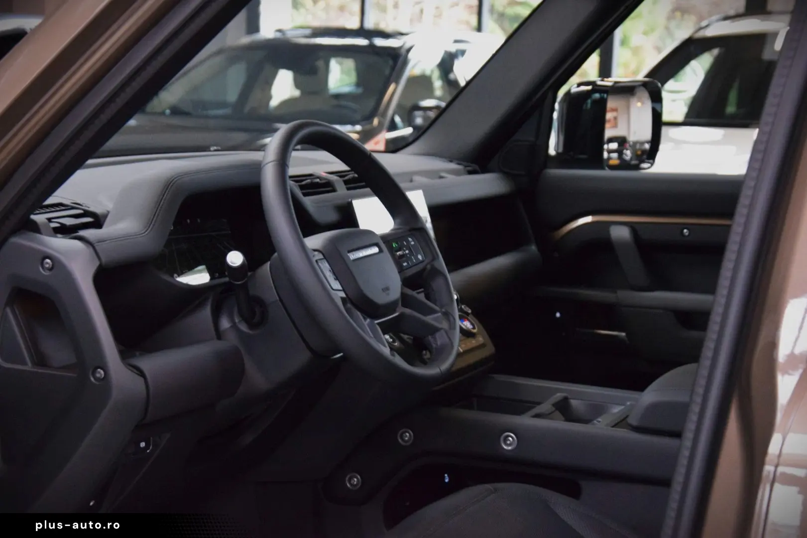 Defender 110 Hybrid X-Dynamic HSE 1-Hand Neu