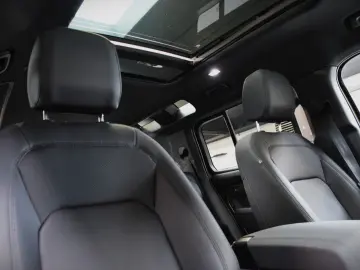 Defender 110 Hybrid X-Dynamic HSE 1-Hand Neu