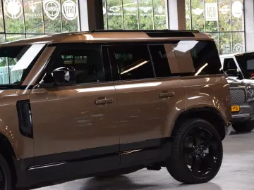 Defender 110 Hybrid X-Dynamic HSE 1-Hand Neu