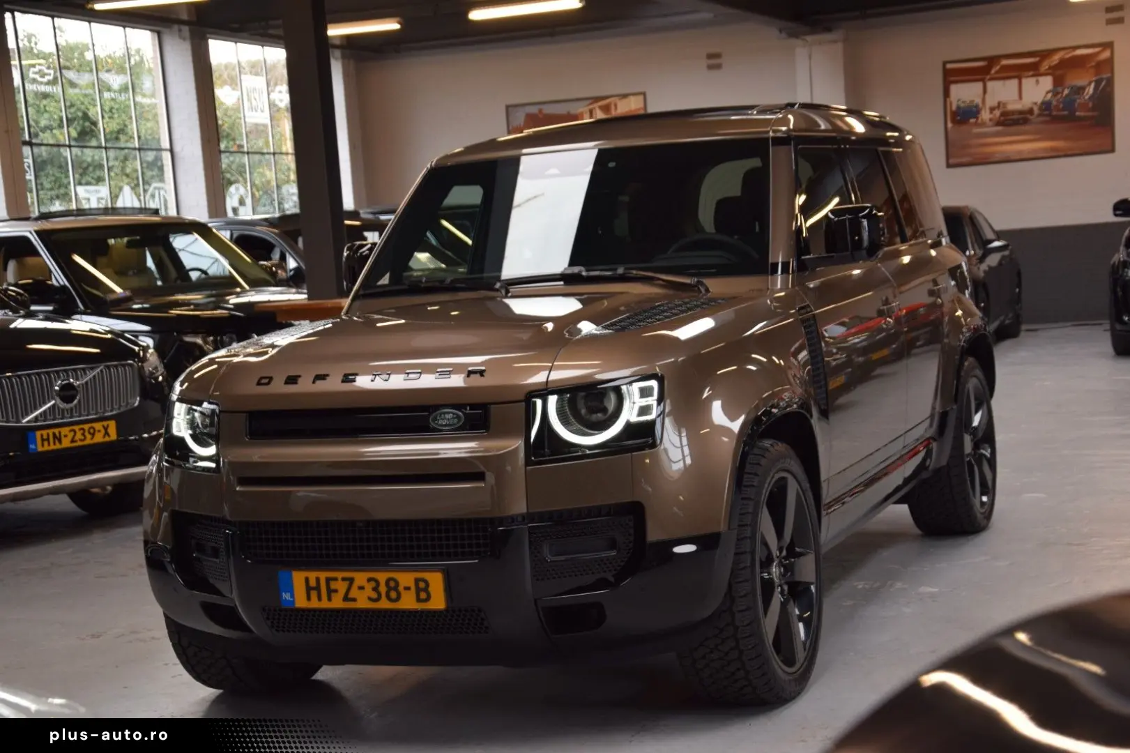 Defender 110 Hybrid X-Dynamic HSE 1-Hand Neu