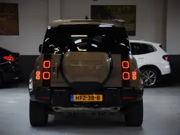 Defender 110 Hybrid X-Dynamic HSE 1-Hand Neu