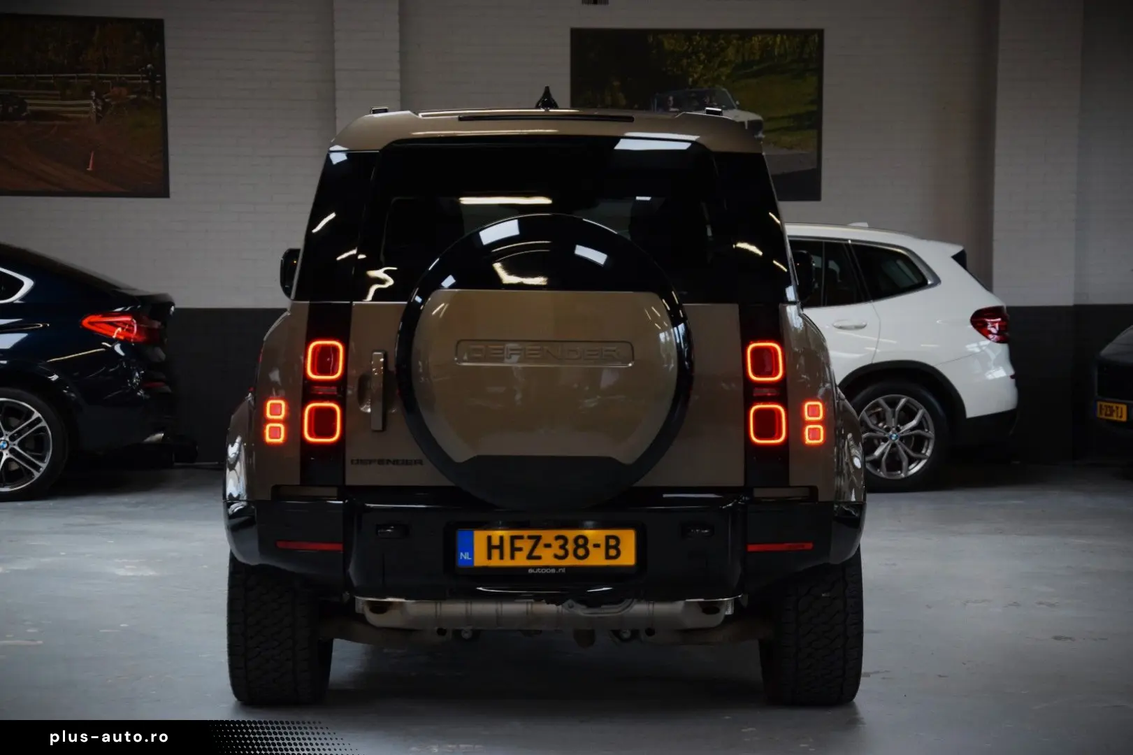 Defender 110 Hybrid X-Dynamic HSE 1-Hand Neu