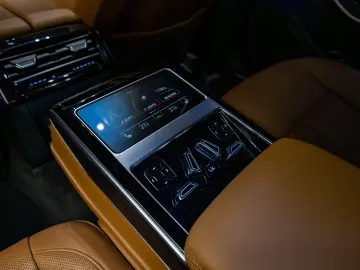 Audi A8 55 TFSI quattro