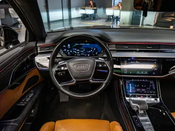 Audi A8 55 TFSI quattro