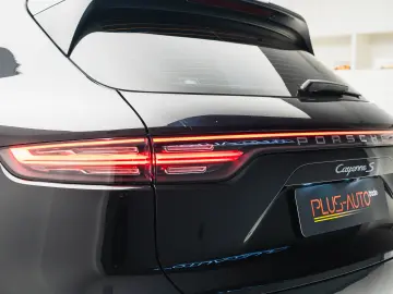 PORSCHE CAYENNE S
