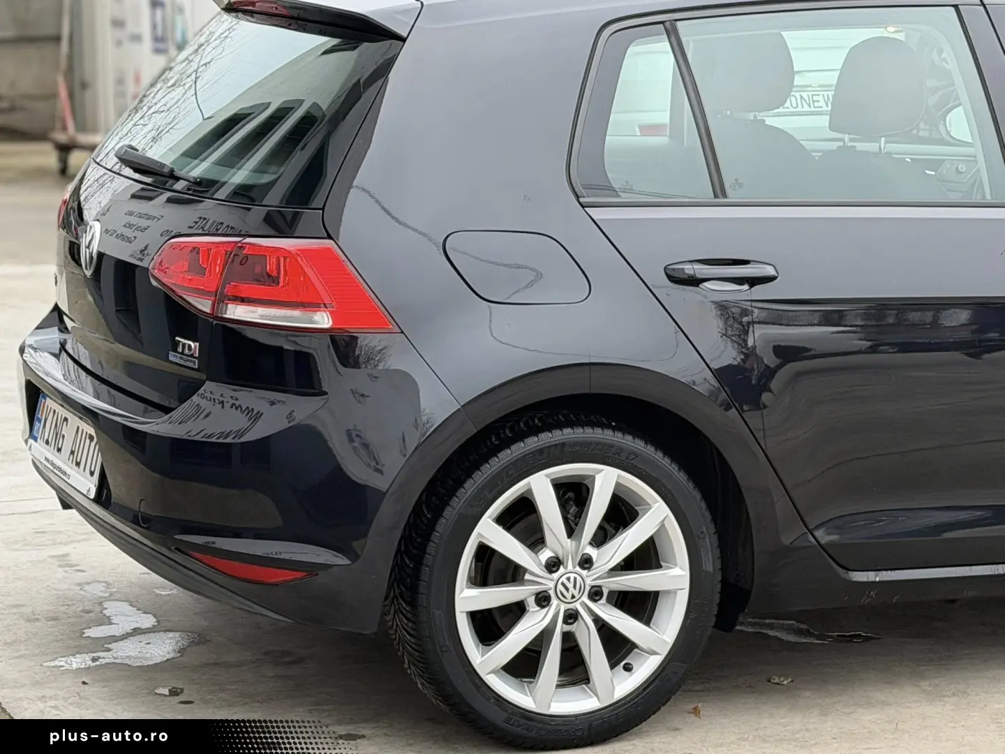 Volkswagen Golf VII 1.6 TDI Highline BlueMotion