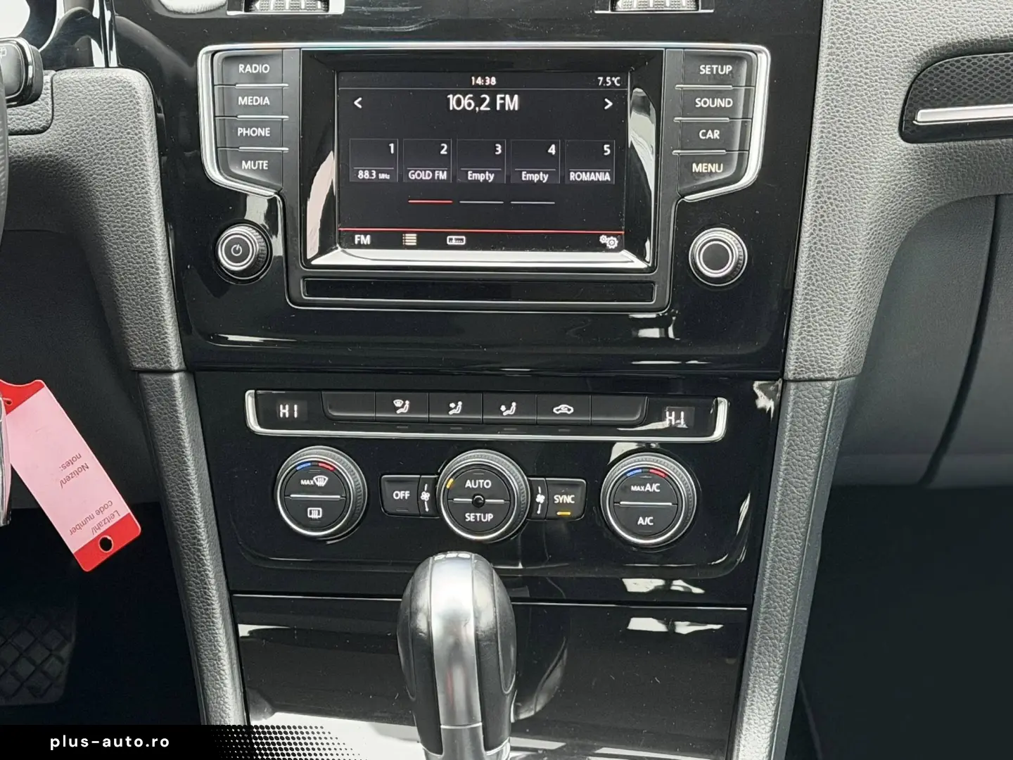 Volkswagen Golf VII 1.6 TDI Highline BlueMotion