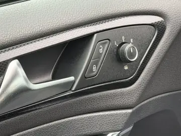 Volkswagen Golf VII 1.6 TDI Highline BlueMotion