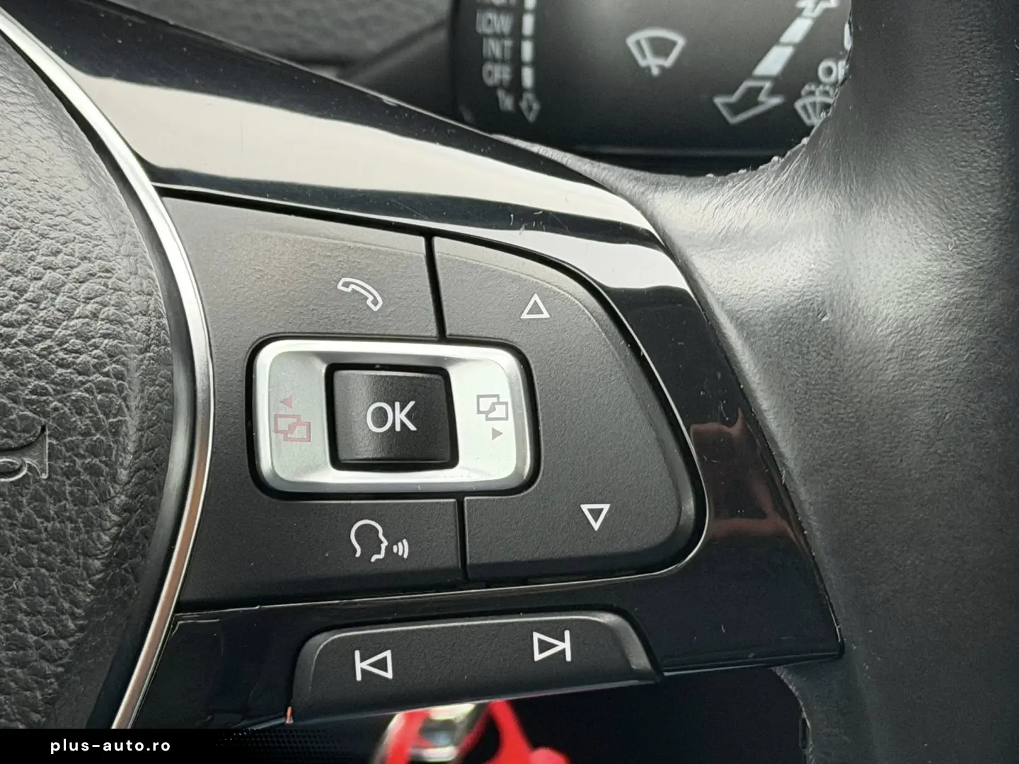 Volkswagen Golf VII 1.6 TDI Highline BlueMotion