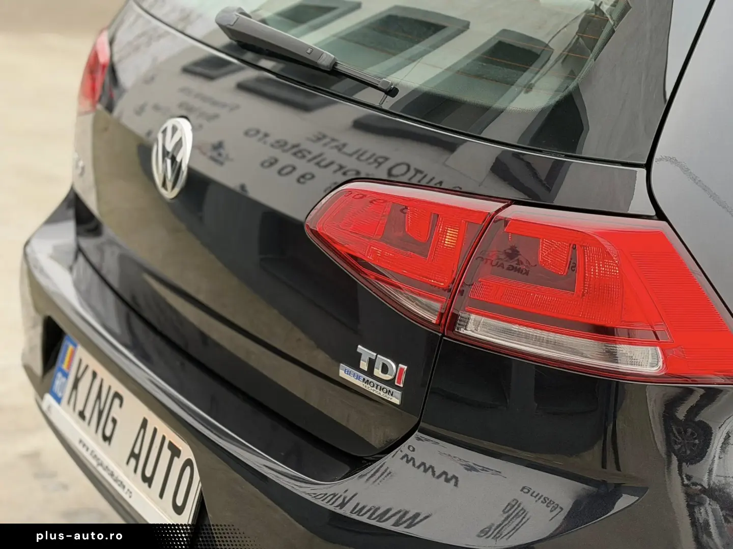 Volkswagen Golf VII 1.6 TDI Highline BlueMotion