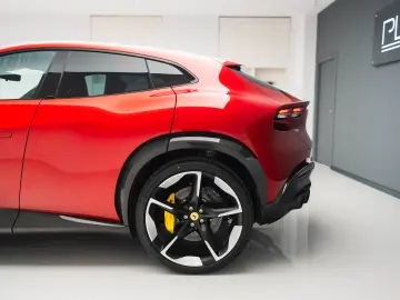 FERRARI PUROSANGUE