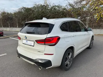 2021 BMW X1 xDrive20i Model M Sport  2.0i 178 CP