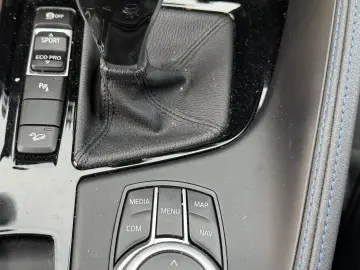 2021 BMW X1 xDrive20i Model M Sport  2.0i 178 CP