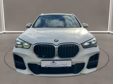 2021 BMW X1 xDrive20i Model M Sport  2.0i 178 CP
