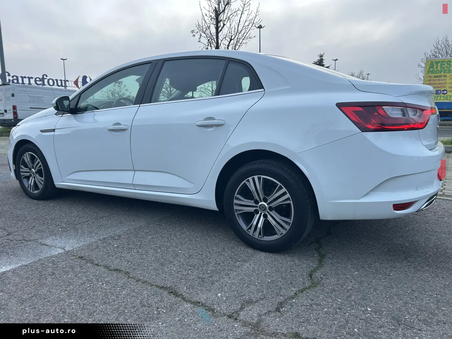Renault  Megane  1 5 .115 cp  Diesel  2023