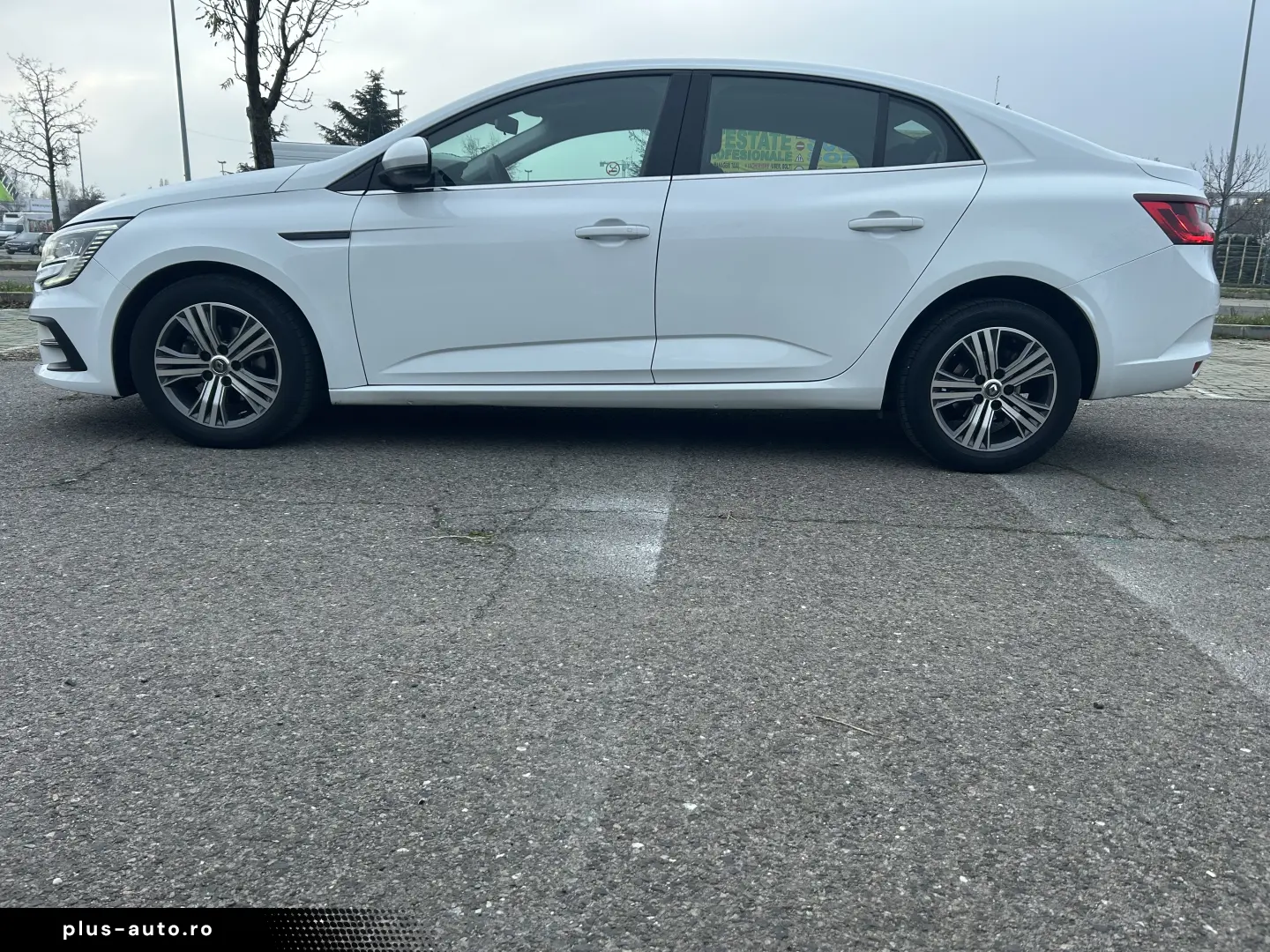 Renault  Megane  1 5 .115 cp  Diesel  2023