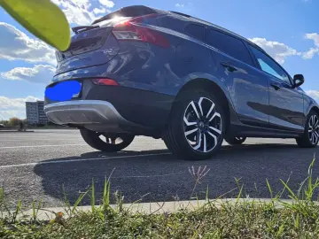 Volvo V40 Cross Country