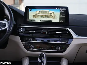 BMW Seria 5 530i xDrive Aut. M Sport Edition