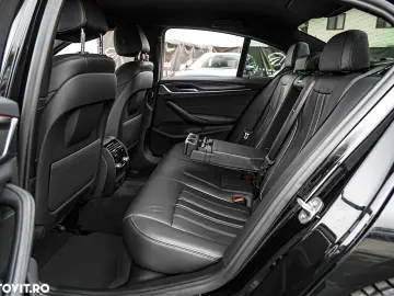 BMW Seria 5 530e xDrive Aut.