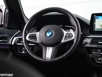 BMW Seria 5 530e xDrive Aut.