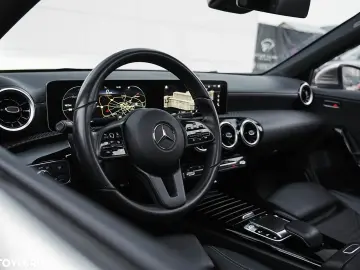 Mercedes-Benz A 200 7G-DCT Style