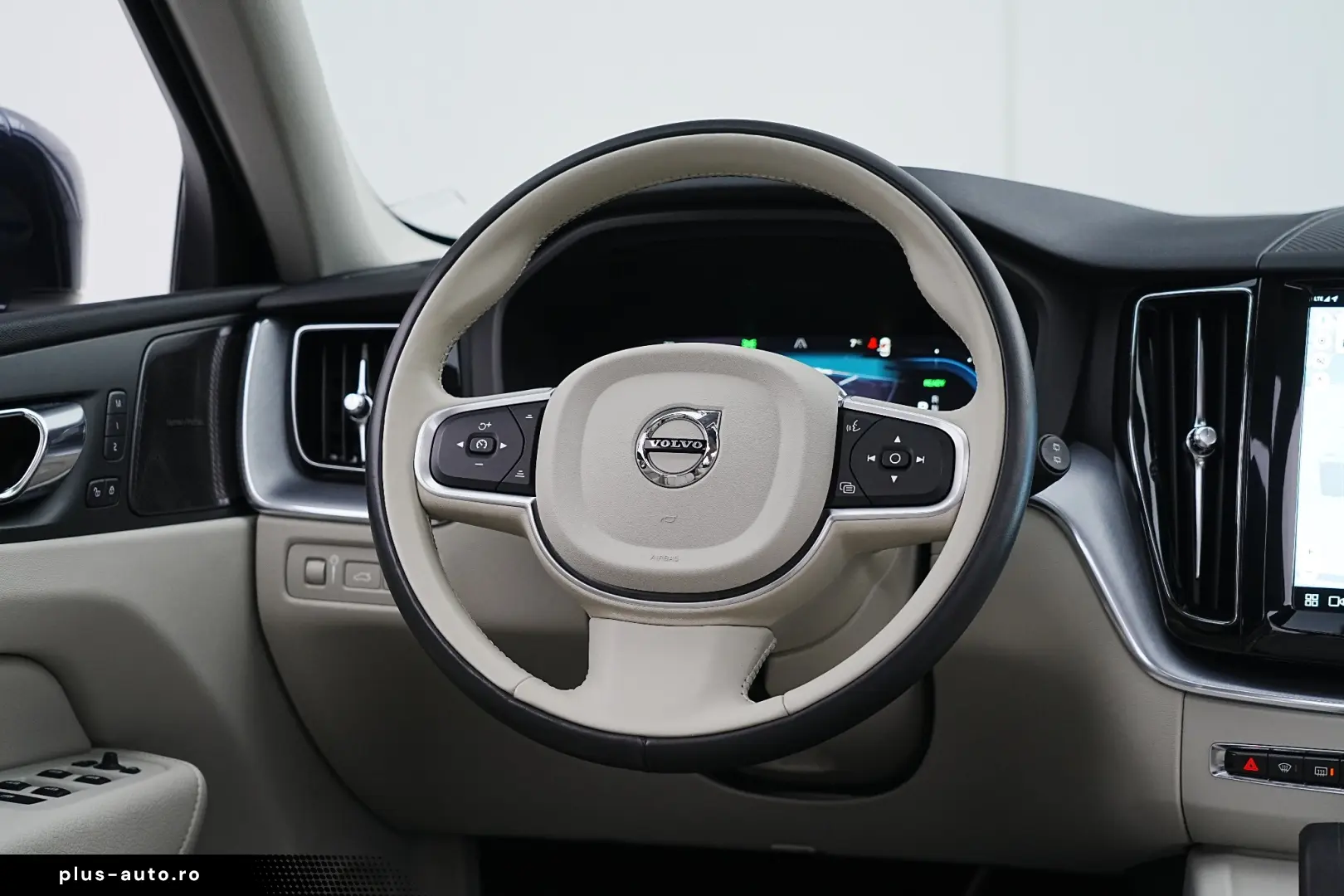 Volvo XC 60 Recharge T6 Twin Engine e