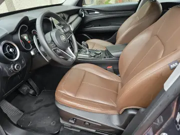 Alfa Romeo Stelvio Benzina