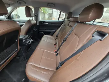 Alfa Romeo Stelvio Benzina