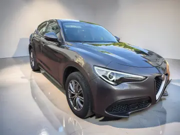 Alfa Romeo Stelvio Benzina