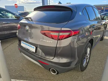 Alfa Romeo Stelvio Benzina