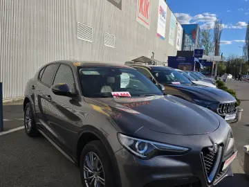 Alfa Romeo Stelvio Benzina