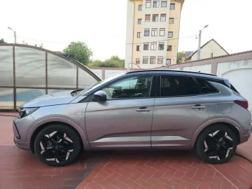 Opel Grandland 310CP Plug-in Hybrid