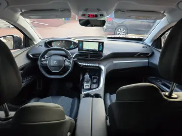 Peugeot 3008 Plug-in Hybrid 291CP