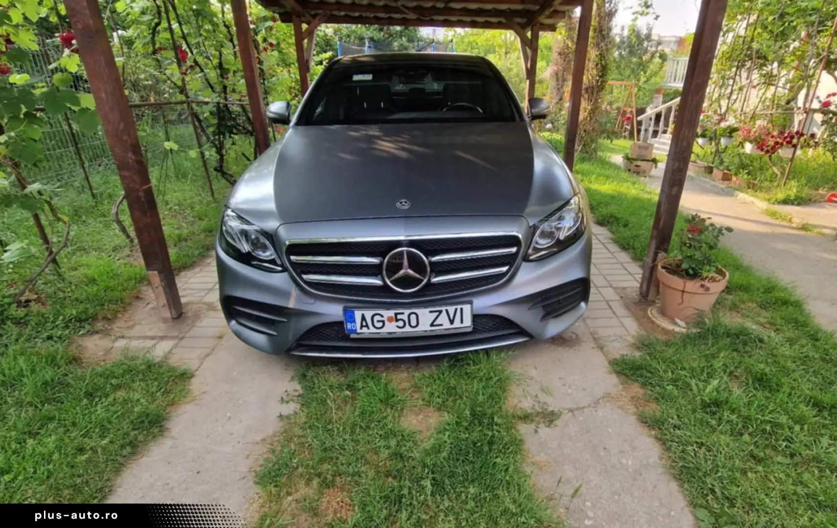Mercedes-Benz E 220