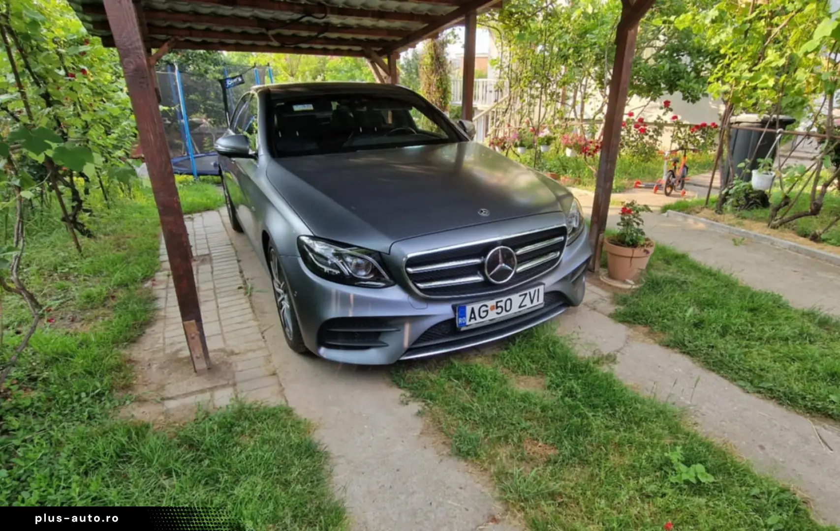 Mercedes-Benz E 220