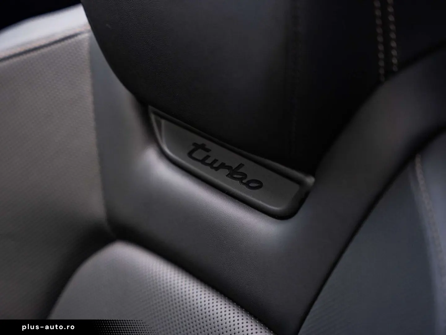 Macan Turbo  HUD  RearAxle S  360 -Kamera Bose