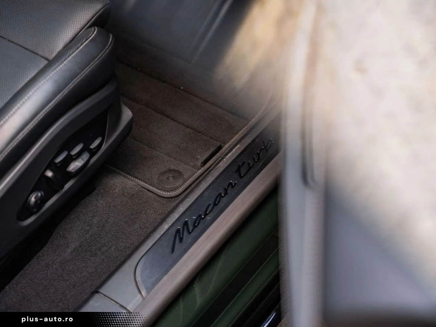 Macan Turbo  HUD  RearAxle S  360 -Kamera Bose